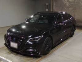 Toyota  CROWN - RS Limited 2